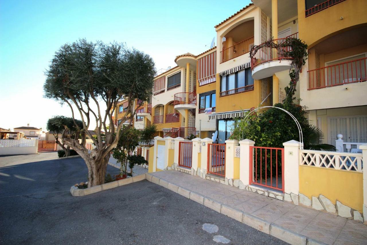 Apartment Eneas Torrevieja Buitenkant foto